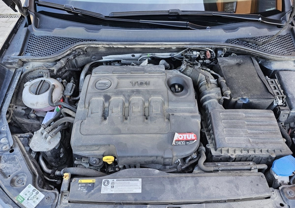 Seat Leon cena 59600 przebieg: 154650, rok produkcji 2016 z Kłecko małe 781